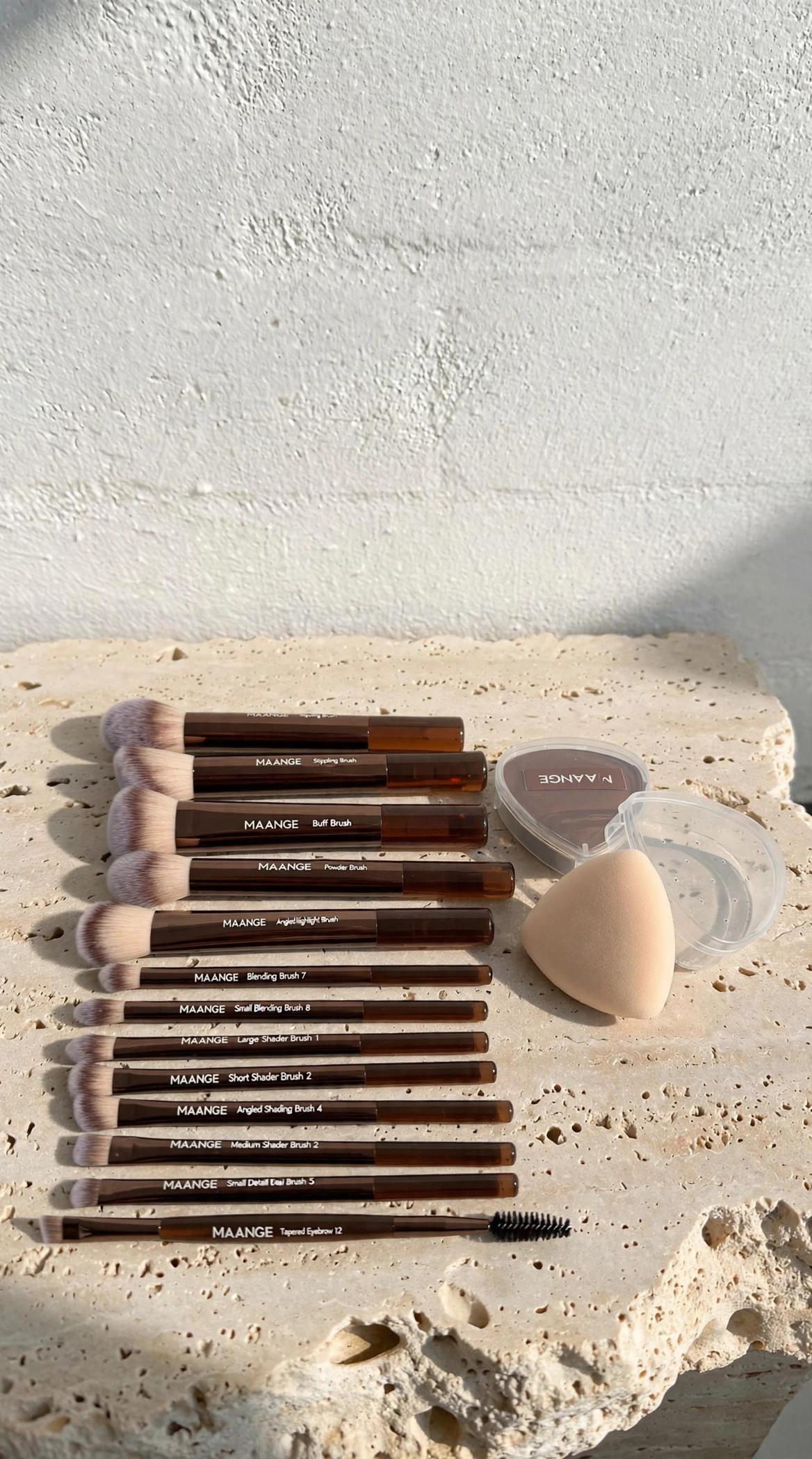 Lumière Curated: MAANGE 13-Pc Brown Brush Set + Sponge Set